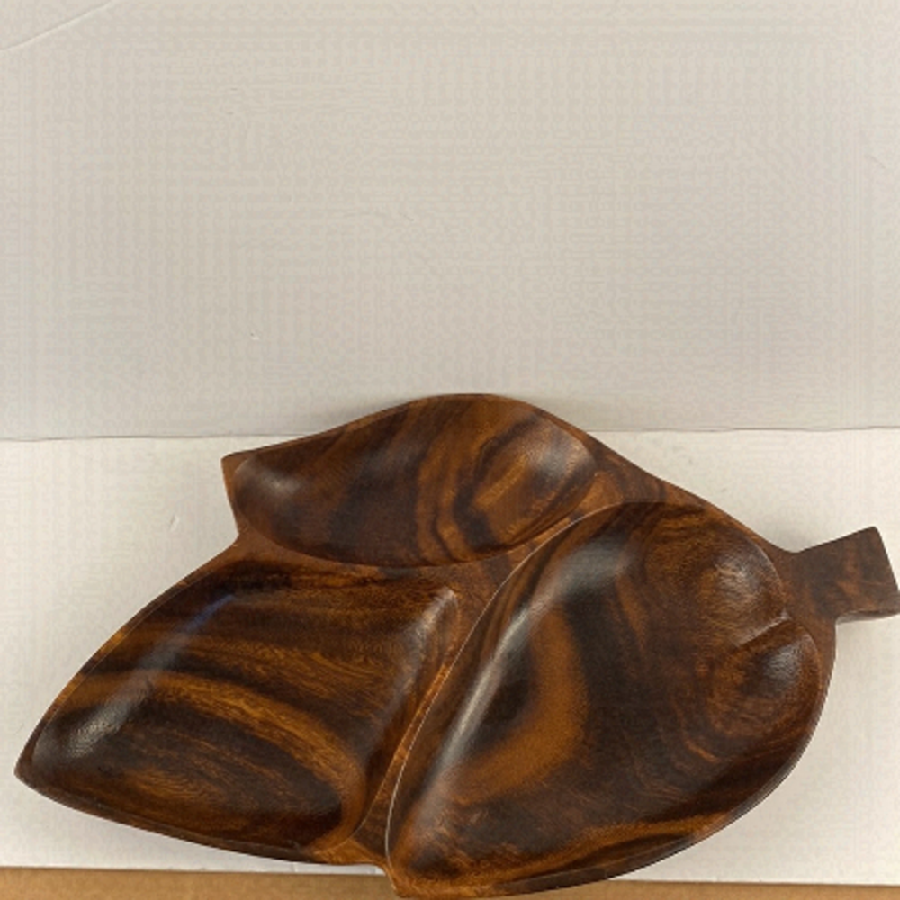 Wooden trinket dish leaf shaped large wood grain